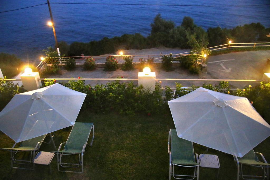 Santa Marina Apartments Rodhákinon Buitenkant foto