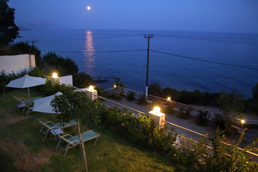 Santa Marina Apartments Rodhákinon Buitenkant foto