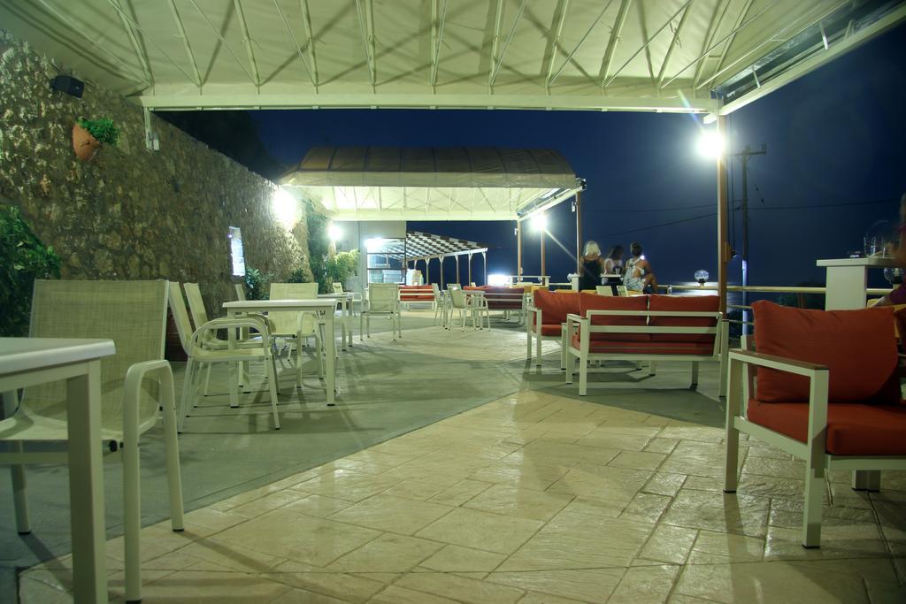 Santa Marina Apartments Rodhákinon Buitenkant foto